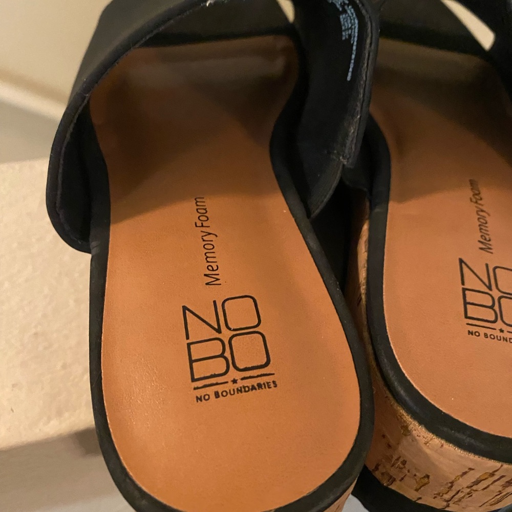 No Boundaries. Black Wedge Slide Sandals. Women’s. Slip On. Size 6. NWOT. - Picture 5 of 7